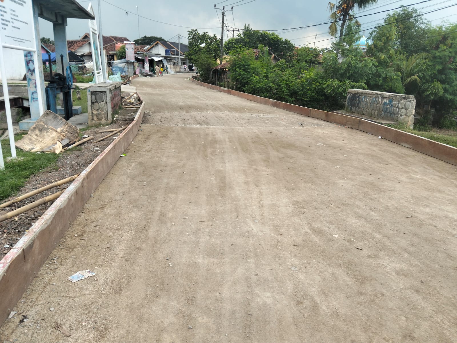 Tahap Finishing Jalan